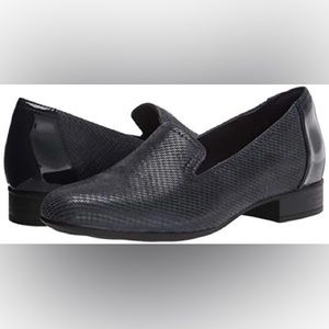 CLARKS Juliet Hanley Leather Loafer, Black Slip On Closed Toe, W8.5